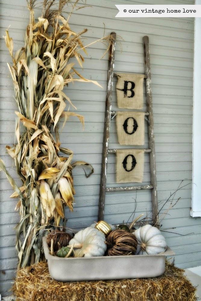 Vintage Home Love Fall Porch Ideas 1